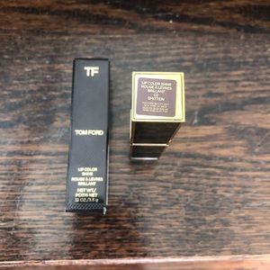 Tom Ford lip Shine Rouge 02